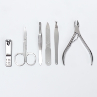 Набор маникюрный &laquo;Рептилия&raquo;, 6 предметов, в футляре, цвет коричневый/чёрный