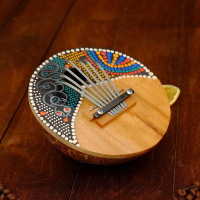 Сувенирный музыкальный инструмент "Калимба круглая" 15х14,5х8 см Сувенирный музыкальный инструмент "Калимба круглая" 15х14,5х8 см