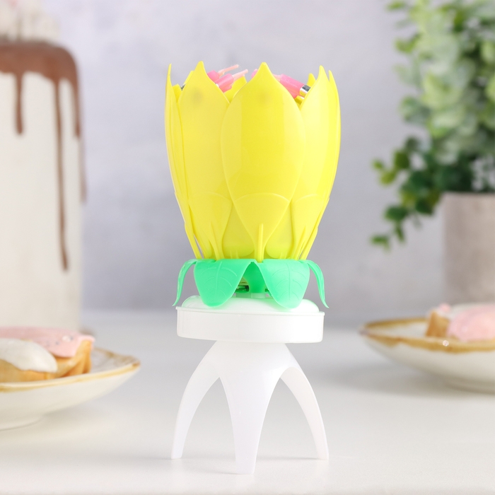 Свеча для торта музыкальная "Тюльпан", крутящаяся, жёлтая, 14,5&times;6 см