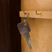 Ключница  "Цветочная композиция" венге 16х31 см МИКС