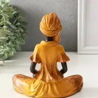 Сувенир полистоун "Африканка в горчичном наряде, с яблоками в корзине" 14х15,5х17,5 см