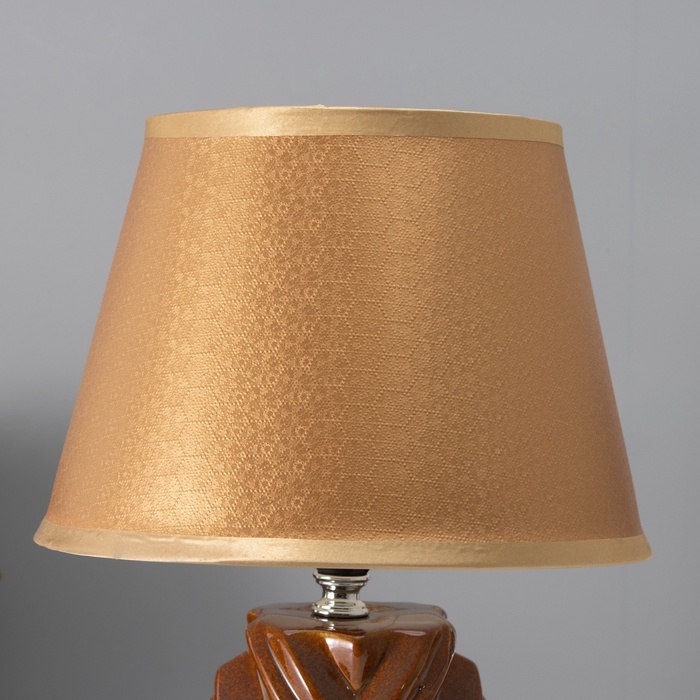 Настольная лампа с абажуром RISALUX &laquo;Гринда&raquo;, Е14, 40 Вт, 22.5&times;22.5&times;32 см