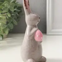 Сувенир керамика "Зайка с пасхальным яичком" серый 5,5х6,2х15 см