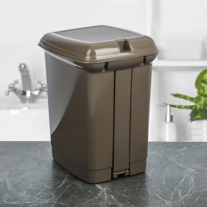 Контейнер для мусора Бытпласт &laquo;Педальный&raquo;, 7 л, цвет МИКС