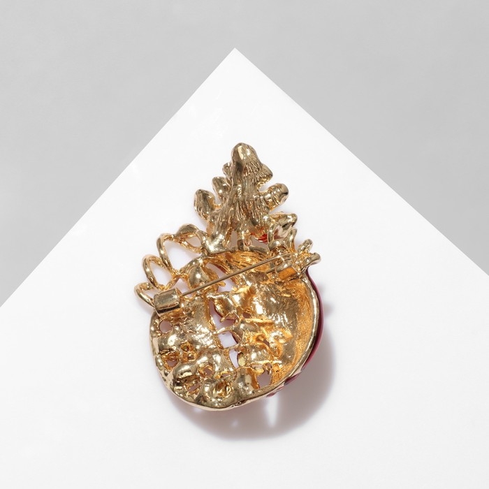 Брошь &laquo;Гранат&raquo; в разрезе, цвет красный в золоте