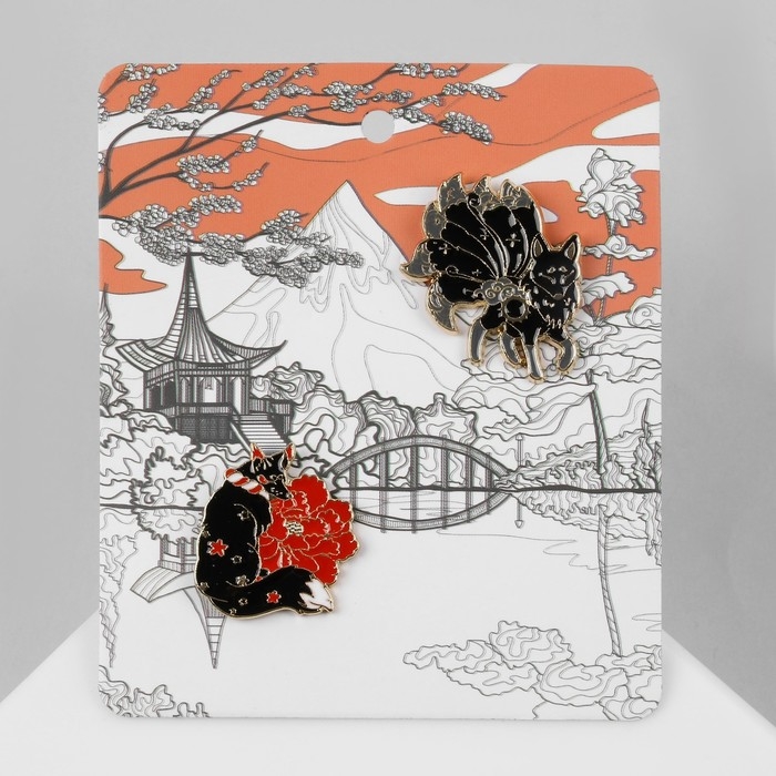 Набор значков (2 шт.) &laquo;Кицунэ&raquo; девятихвостый лис, цветной в золоте