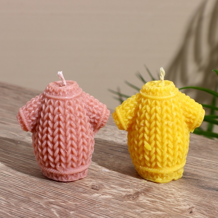 Свеча Свеча "Свитер" 3х3х6 см, соевый воск МИКС