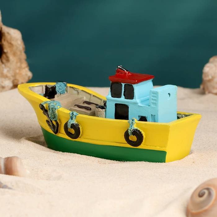 Корабль сувенирный "Рыбацкое судно" 13*6*5см