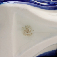 Ваза-карандашница "Сапожок с мышками", гжель, фарфор, 16х19 см