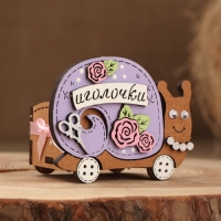 Игольница "Улитка" 8,5х6х7, дуб, сиреневый, дерево Игольница "Улитка" 8,5х6х7, дуб, сиреневый, дерево