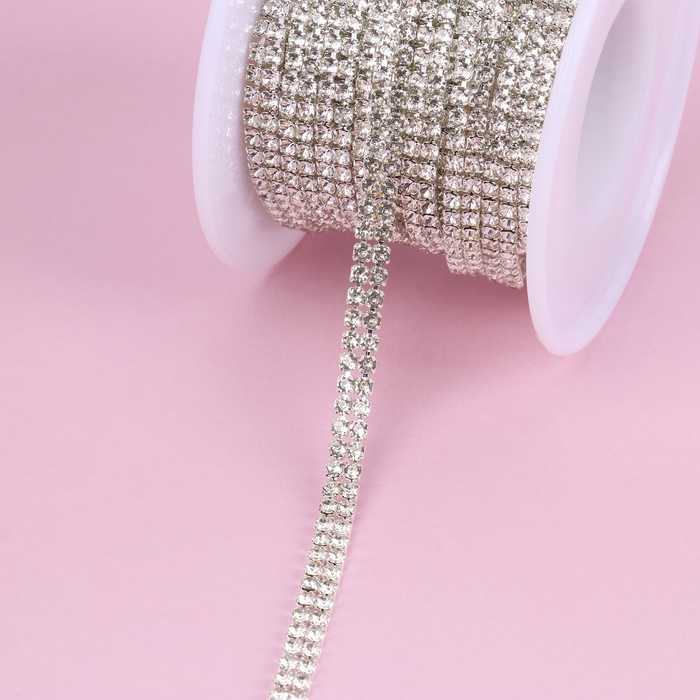 Цепь со стразами, 2 ряда, металл, стекло, 4 мм, 4,5 &plusmn; 0,5 м, цвет серебряный