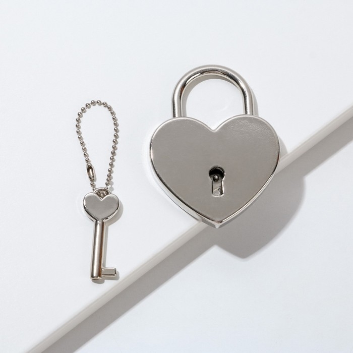 Замок свадебный с ключом &laquo;Ты и я семья&raquo;.