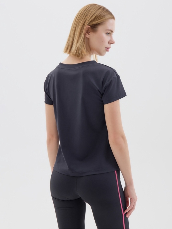 Футболка женская MINAKU, цвет чёрный, р-р 42