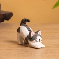 Сувенир &laquo;Потягивающийся Кот&raquo;, 2.5&times;5&times;6 см, дерево, чёрно-белый