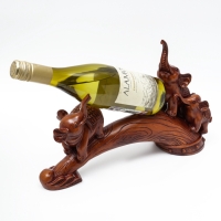 Подставка для бутылки "Два слона" под дерево, 36х10х25см Подставка для бутылки "Два слона" под дерево, 36х10х25см