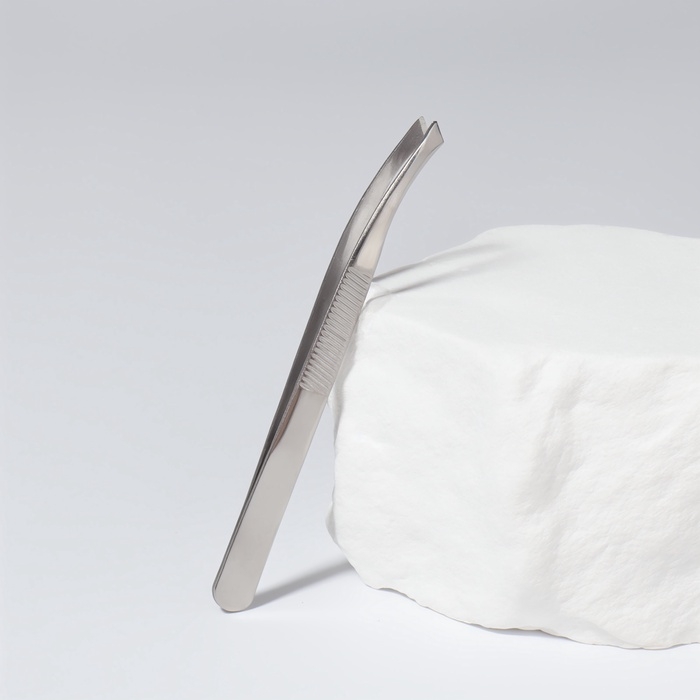 Пинцет скошенный, широкий, 8,5 см, цвет серебристый Пинцет скошенный, широкий, 8,5 см, цвет серебристый