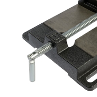 Тиски станочные Белмаш VM150, чугунные, ширина губок 150 мм Тиски станочные Белмаш VM150, чугунные, ширина губок 150 мм