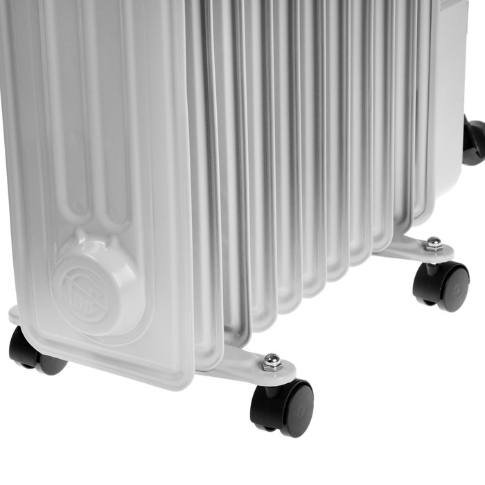 Обогреватель Centek CT-6204-11, масляный, 2900Вт, 11 секций, 25м&sup2;, ТУРБО-вентилятор, 3режима