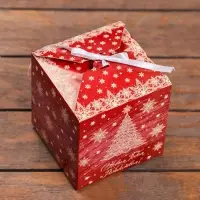 Коробка складная, подарочная новогодняя &laquo;С Новым годом и Рождеством&raquo; 12&times;12&times;12 см