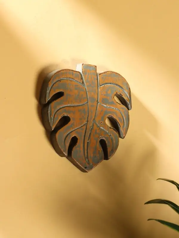 Панно "Лист" дерево 12х13х1 см, цв. коричневый