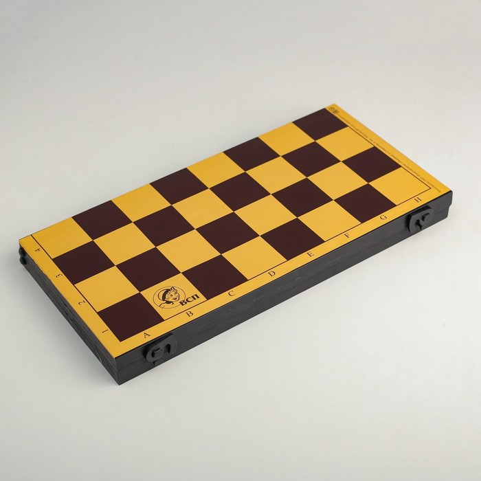 Шахматная доска, 30 х 30 х 1.5 см, пластик