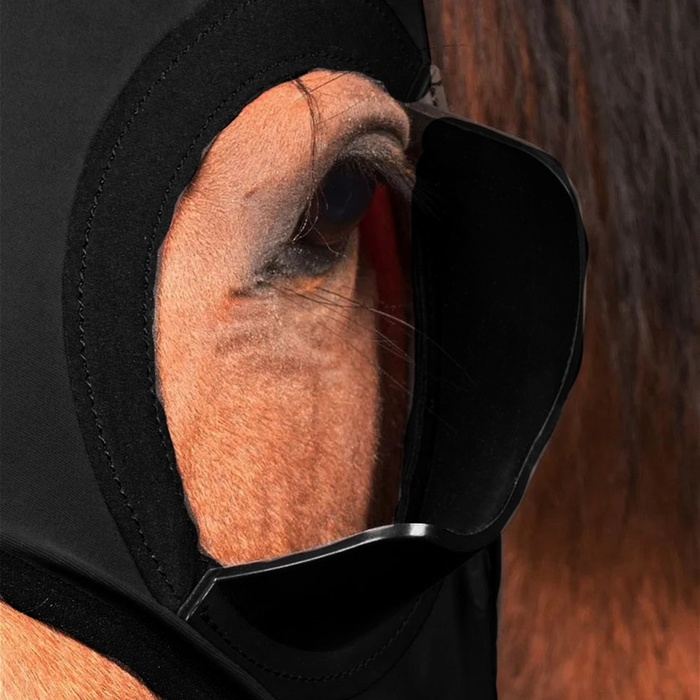 Маска для лошади с ограничителем области зрения, черная Маска для лошади с ограничителем области зрения, черная