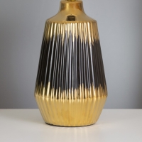 Лампа настольная "Кармен" 1х40Вт Е14 черный/золото 24х24х40см