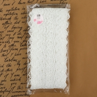 Кружево гипюровое, 105 мм &times; 6,8 &plusmn; 0,5 м, цвет белый