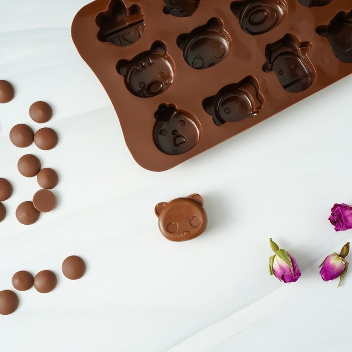 Форма для конфет и шоколада Доляна &laquo;Животные. Любовь&raquo;, силикон, 20,6&times;10,5&times;1,4 см, 15 ячеек, цвет коричневый