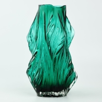 Ваза для цветов &laquo;Изумруд&raquo; из зеленого стекла 32&times;10,5&times;10,5 см