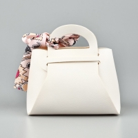 Сумочка подарочная &laquo;Белая&raquo;, 12 х 13 х 5.5 см