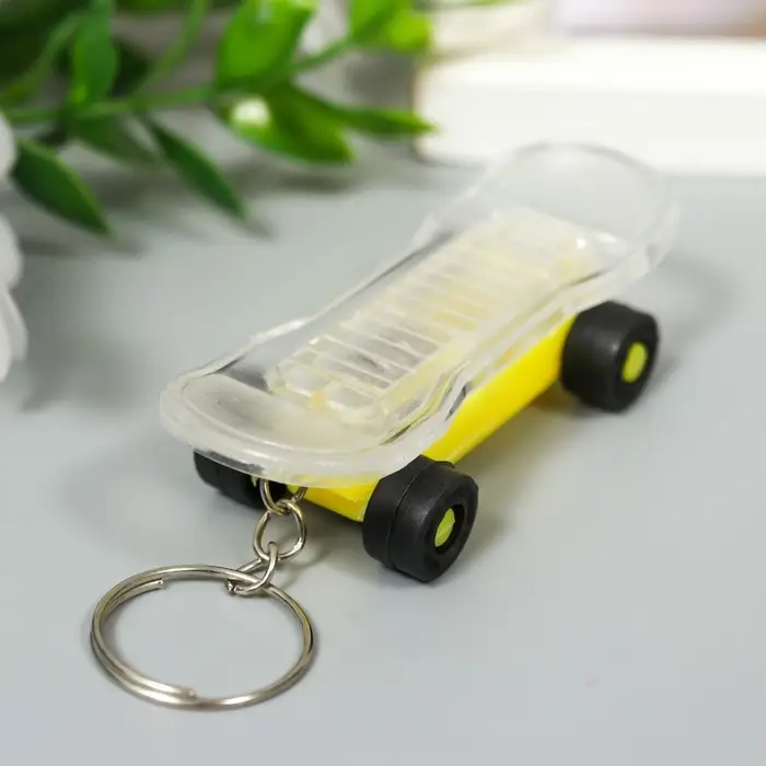 Фонарик свет на кольце "Скейтборд" МИКС 6,2х2,2х1,7 см