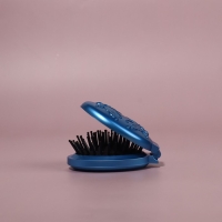 Расчёска массажная &laquo;Перламутровая бабочка&raquo;, складная, с зеркалом, 5,5 &times; 9 см, цвет МИКС