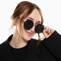 Очки солнцезащитные uv 400, дужка 14.7 см, ширина 13.8 см, линза 5.7&times;6 см