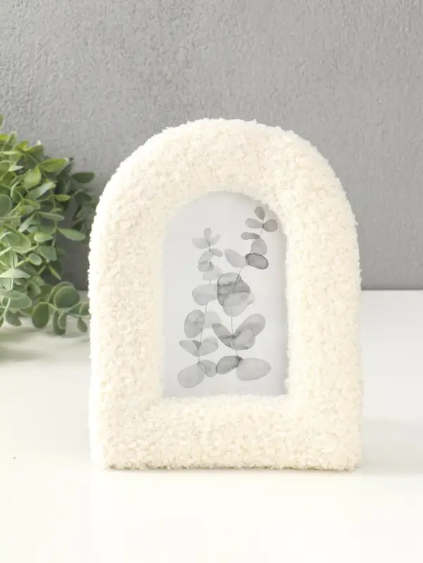 Фоторамка МДФ, иск. мех 10х15 см "Плюш. Арка" белая 21,5х16,5х2 см