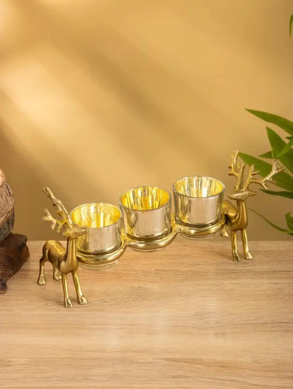 Подсвечник на 3 свечи &laquo;Оленята&raquo;, 29&times;8&times;13 см, алюминий