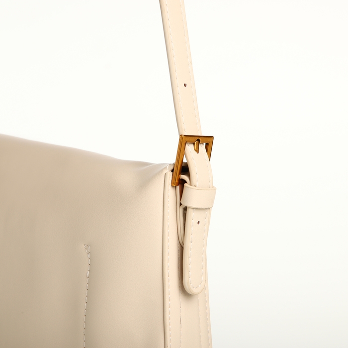 Сумка женская на клапане TEXTURA, средний размер, цвет молочный