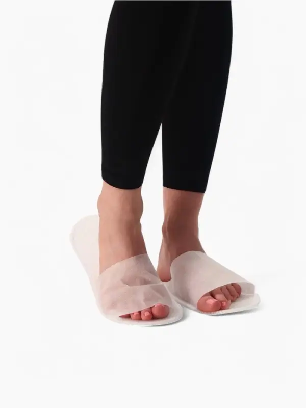 Тапочки одноразовые, антикризисные, подошва 4 мм, белые, 42 р.