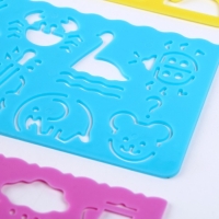 Трафарет &laquo;Фигуры&raquo;, набор 4 шт., размер 1 шт. &mdash; 6,5 &times; 14 &times; 0,1 см, цвет МИКС