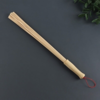 Массажёр &laquo;Венчик&raquo;, 57 &times; 4 см, универсальный, с подвесом, деревянный