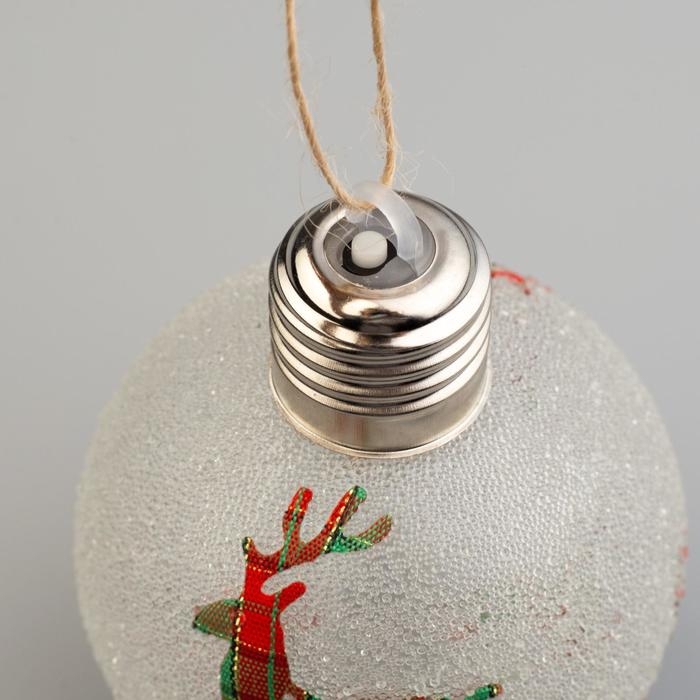 Набор ёлочных шаров &laquo;Клетчатые узоры&raquo; 3 шт., батарейки, 1 LED, свечение тёплое белое