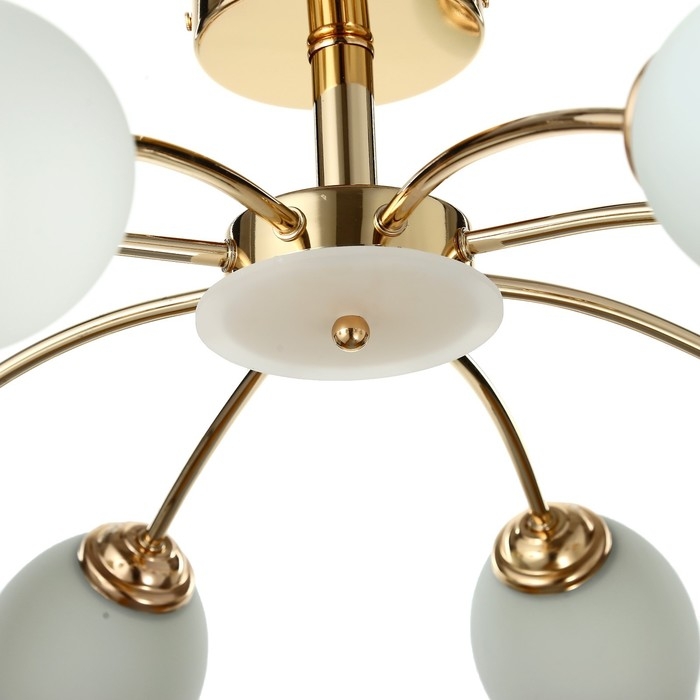 Люстра Люстра "Нинель" 8x60Вт E27 золото 65x65x22см.