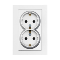 Розетка двухместная TOT Matte Glass, 16 А, скрытая, с з/к, стекло, серебристая Розетка двухместная TOT Matte Glass, 16 А, скрытая, с з/к, стекло, серебристая