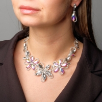 Набор 2 предмета: серьги, колье «Цветение», цвет радужно-белый в серебре, 40 см Набор 2 предмета: серьги, колье «Цветение», цвет радужно-белый в серебре, 40 см