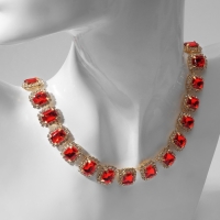 Колье &laquo;Драгоценность&raquo; квадраты в стразах, цвет бело-красный в золоте, 32 см