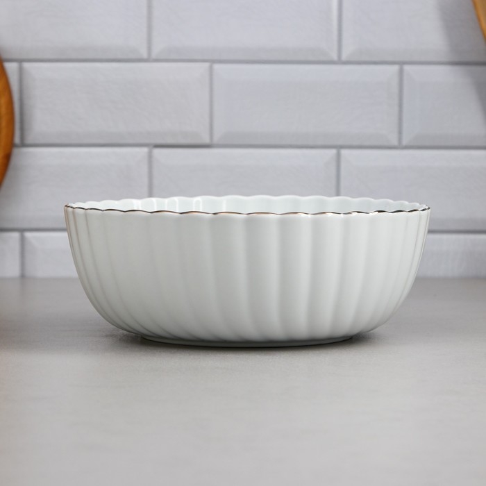 Салатник &laquo;Кармен&raquo;, 3 л, золотая обводка, фарфор, Иран