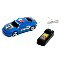 Машина &laquo;Полиция&raquo;, на дистанционном управлении, работает от батареек, МИКС