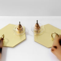 Серьги акрил &laquo;Геометрия&raquo;, цвет светло-коричневый в золоте