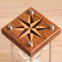 Песочные часы "Стороны света" 7,5х7,5х19 см, дерево, сталь