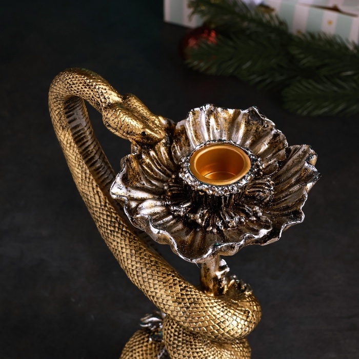Новый год. Символ 2025. Подсвечник новогодний Новый год. Символ 2025. Подсвечник новогодний "Мак и змея" 11х14х24см, золото